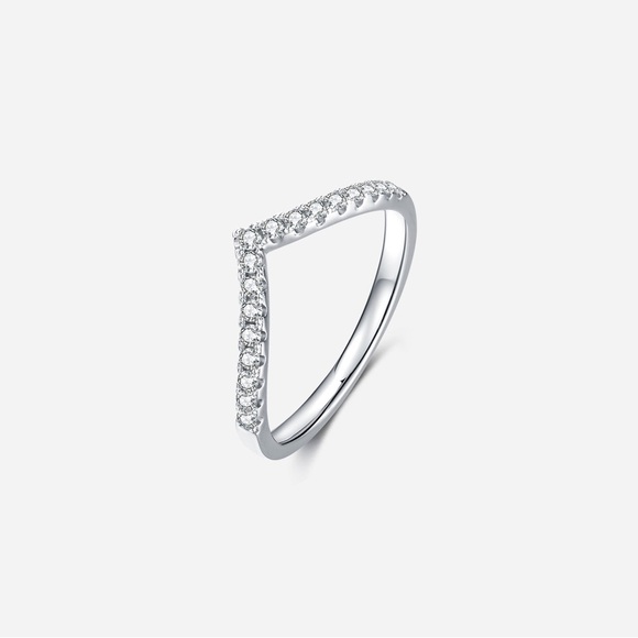 Moissanite 925 Sterling Silver Ring - Picture 1 of 4
